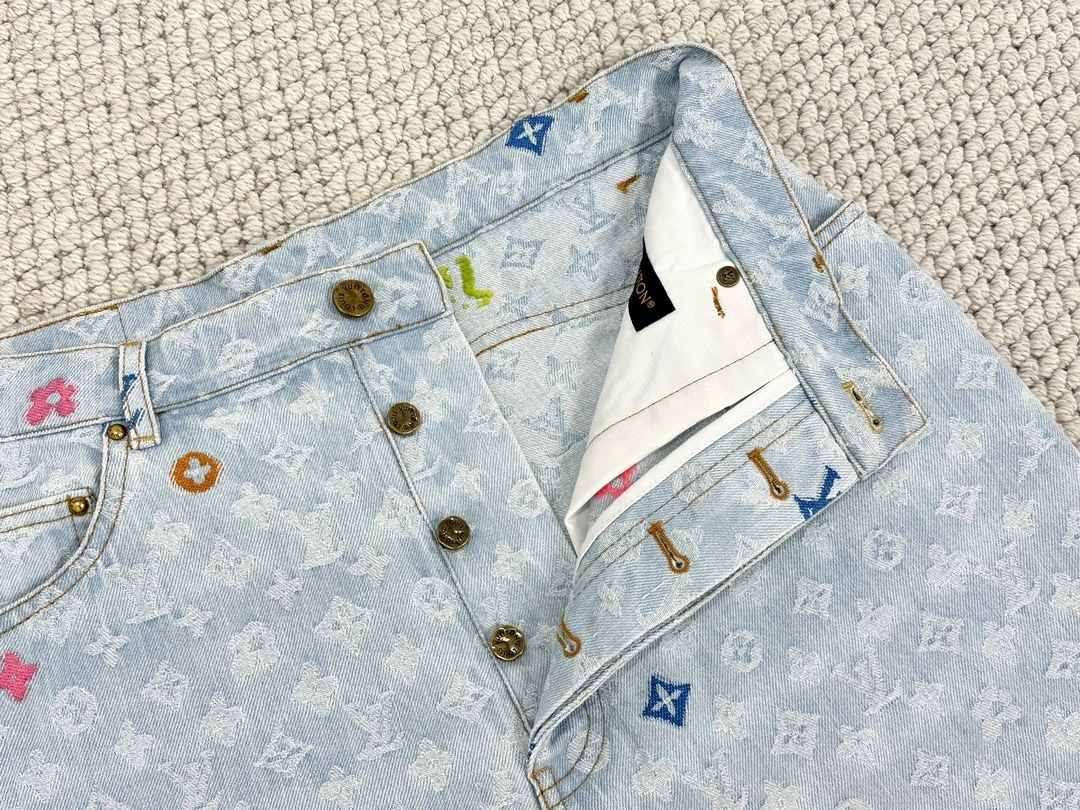 &wg.luxury--8V item: D-F481F0298H